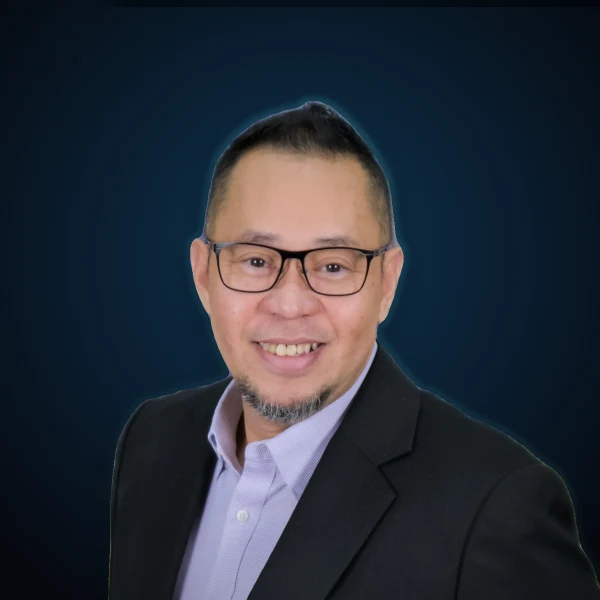 Coach Max Salazar