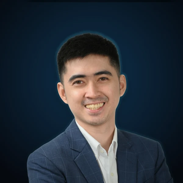 Coach Migs Flores